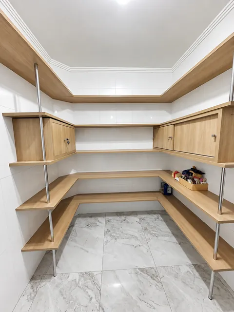 Despensa planejada, casa à venda no Condomínio Magnólias I em Araraquara